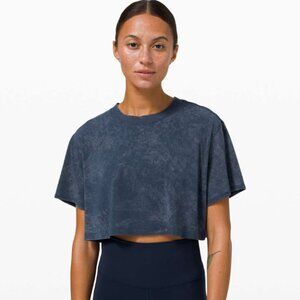 Lululemon All Yours Crop Tee Dye Cloudy Wash True Navy Size 4